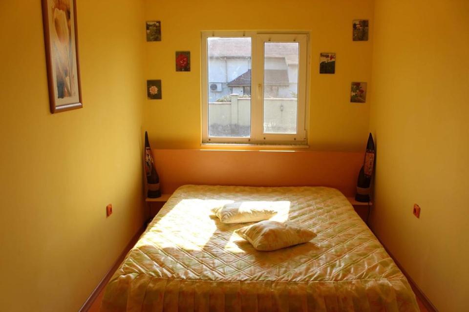 Ezerets Guest House Anita Exterior foto