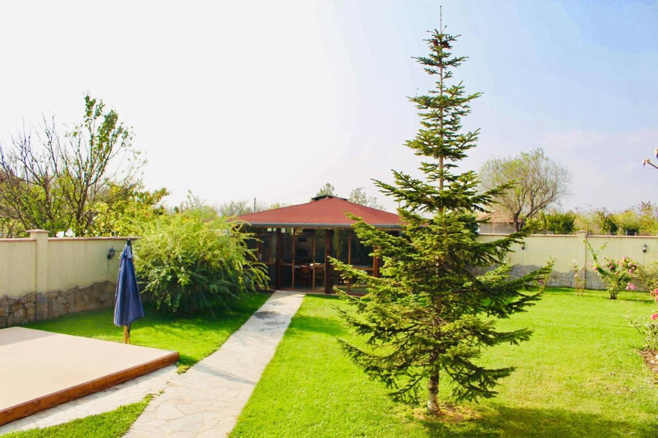 Ezerets Guest House Anita Exterior foto